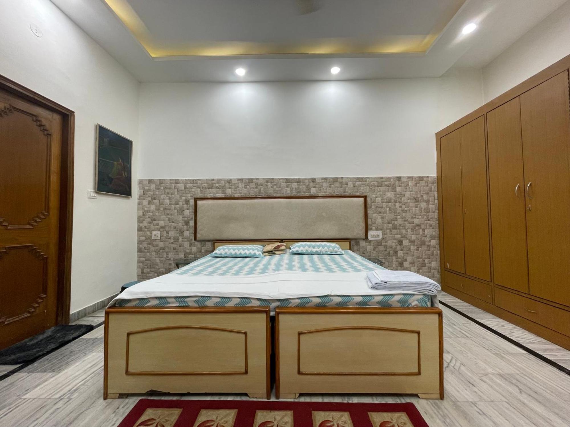 N.Homestay Agra  Exteriör bild
