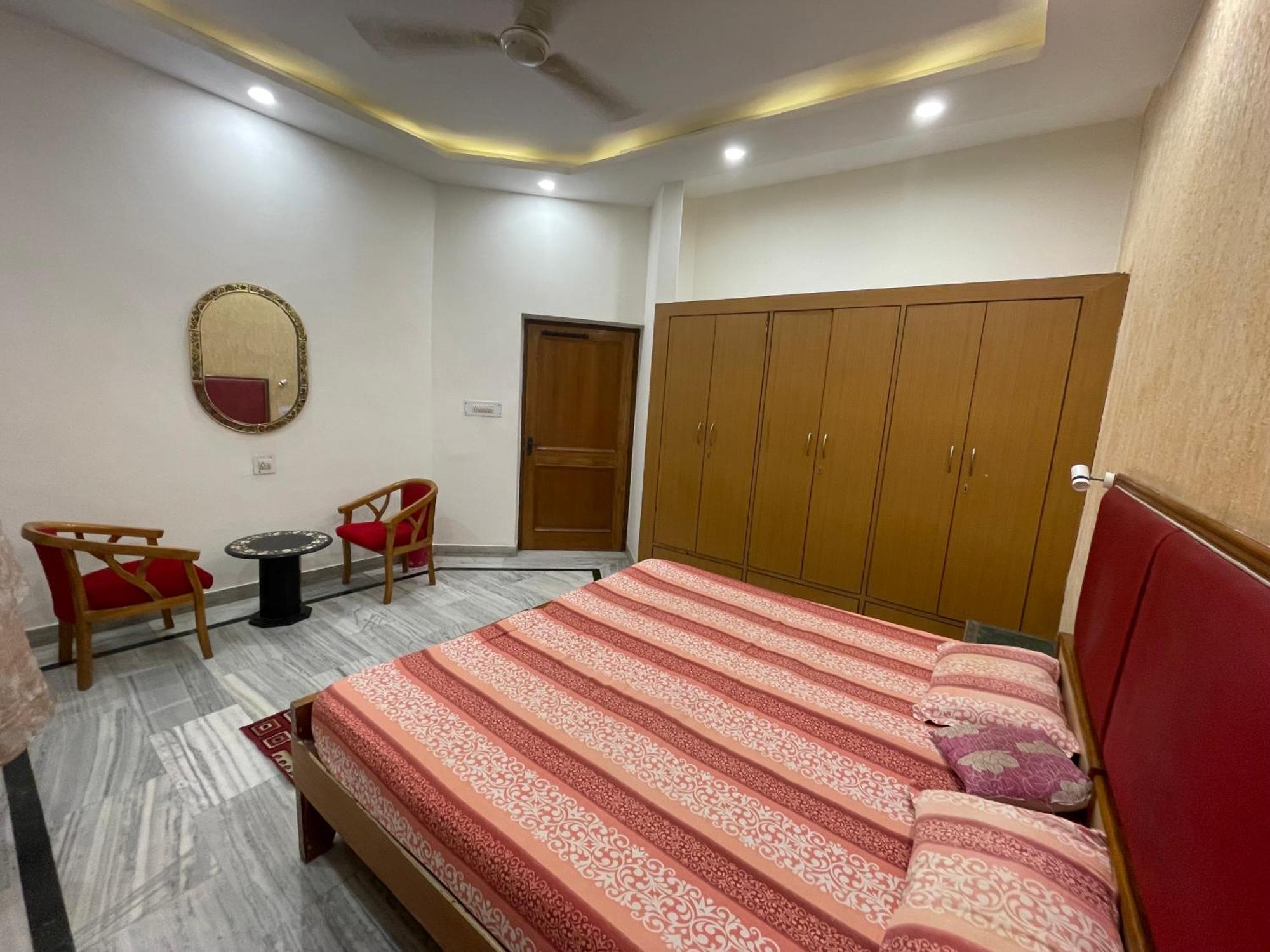 N.Homestay Agra  Exteriör bild