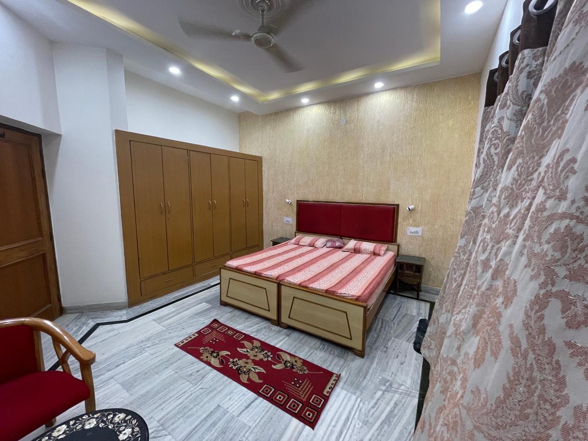 N.Homestay Agra  Exteriör bild